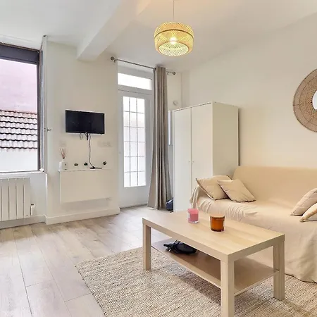 Apartman T2 - District Charpennes In *